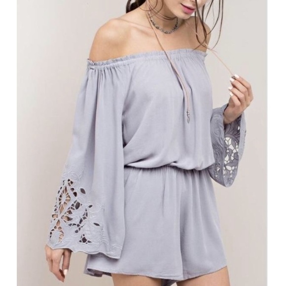 BOUTIQUE INVENTORY CLEAR OUT:Lace Sleeve romper - Picture 2 of 2